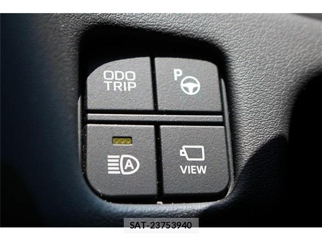 Toyota CROWN 2018-06 8054932-4