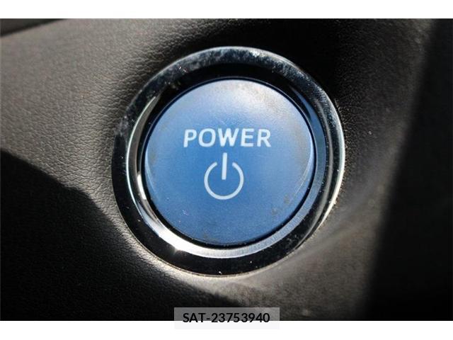 Toyota CROWN 2018-06 8054932-6