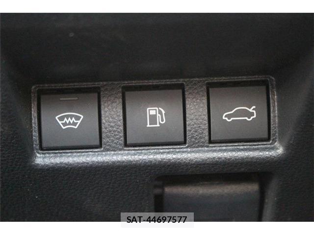 Toyota CROWN 2025-02 8054934-5