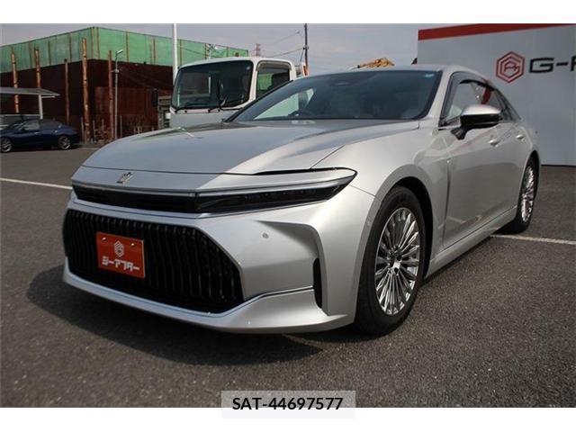 Toyota CROWN 2025-02 8054934-9