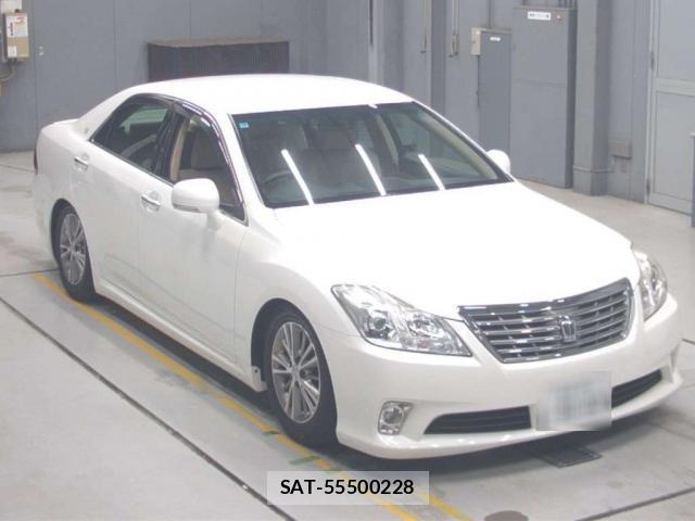 Toyota CROWN 2010-11 8055117-0