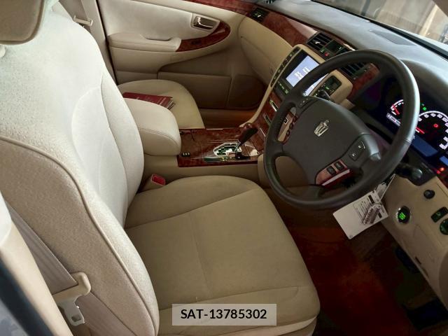 Toyota CROWN 2006-04 8055215-1