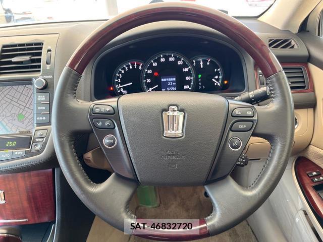 Toyota CROWN 2008-11 8055442-8
