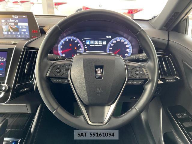 Toyota CROWN 2018-06 8055453-12