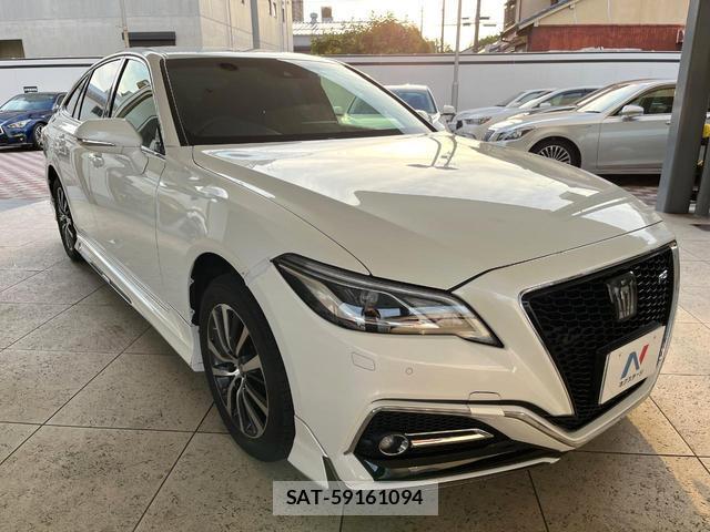 Toyota CROWN 2018-06 8055453-15