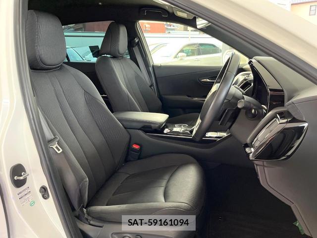 Toyota CROWN 2018-06 8055453-7