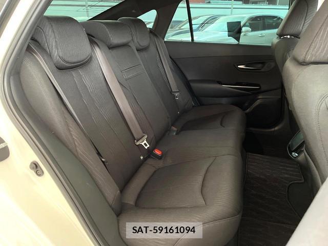 Toyota CROWN 2018-06 8055453-8