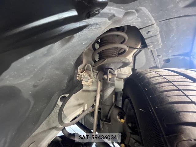 Nissan CUBE 2018-01 8053890-19