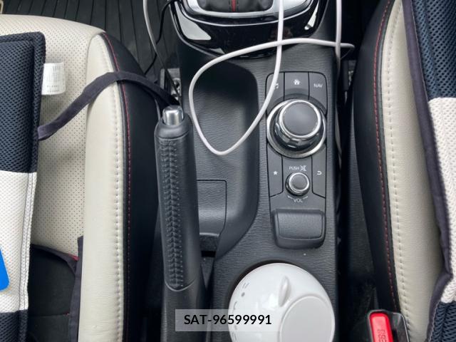 Mazda CX-3 2015-08 8053870-16