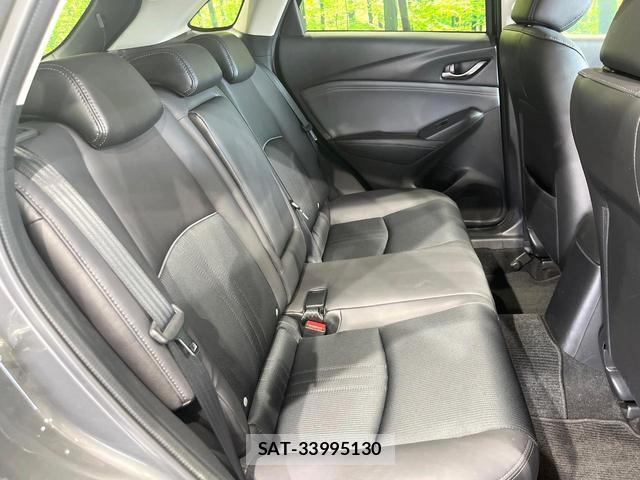 Mazda CX-3 2018-06 8054370-8