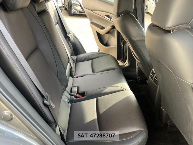 Mazda CX-30 2019-12 8053950-8