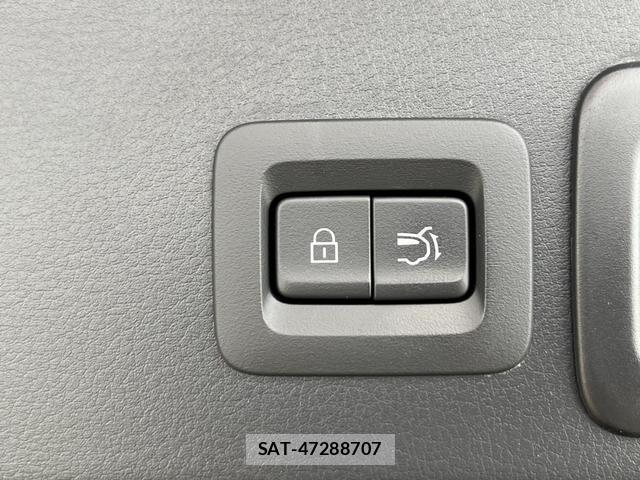 Mazda CX-30 2019-12 8053950-9