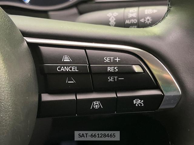 Mazda CX-30 2024-08 8054221-6
