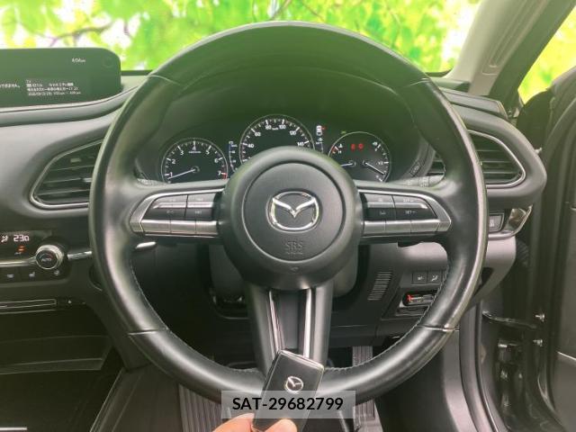 Mazda CX-30 2023-07 8056169-13