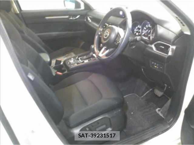 Mazda CX-5 2022-02 8053356-3