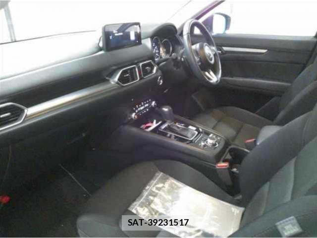 Mazda CX-5 2022-02 8053356-4