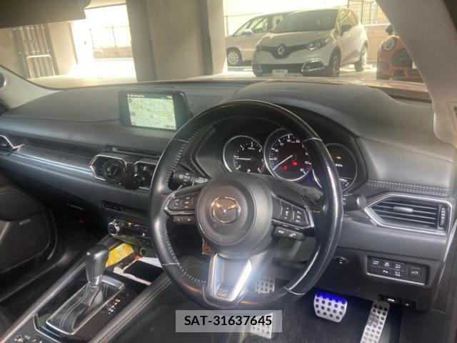 Mazda CX-5 2017-07 8054232-9