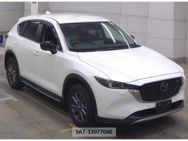 Mazda CX-5 2022-01 8054587-3