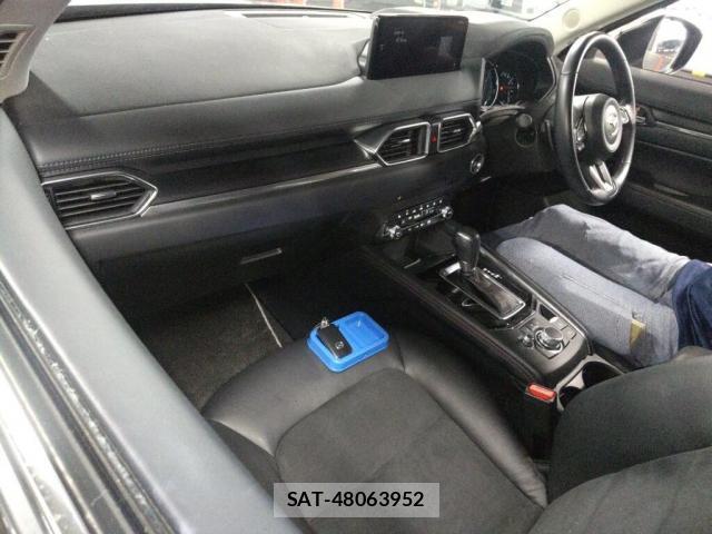 Mazda CX-5 2022-09 8055049-2