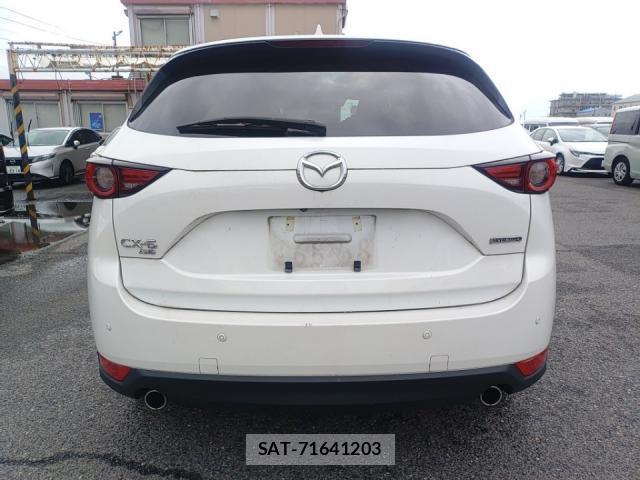 Mazda CX-5 2021-03 8055234-3