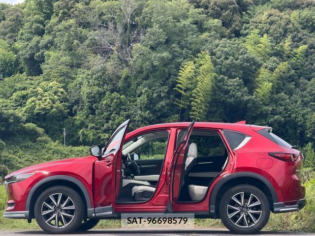 Mazda CX-5 2017-09 8055517-19
