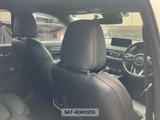 Mazda CX-5 2022-11 8055685-16