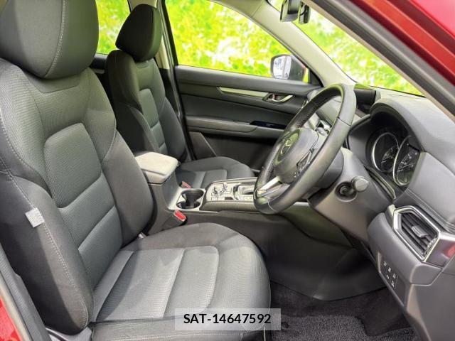 Mazda CX-5 2017-09 8056100-4
