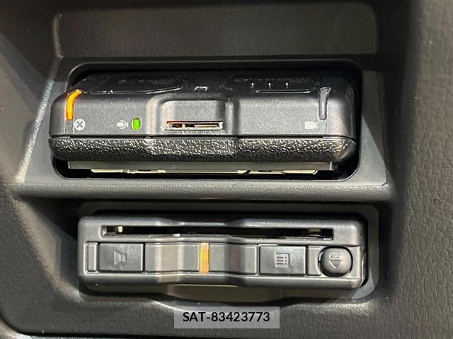 Mazda CX-60 2023-03 8053878-9