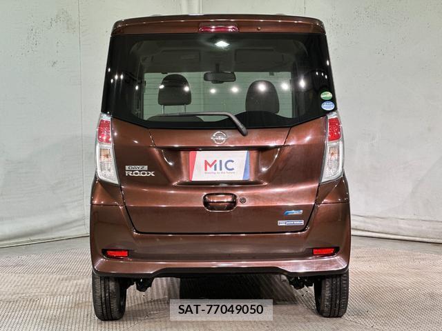 Nissan DAYZ ROOX 2015-09 8054446-14