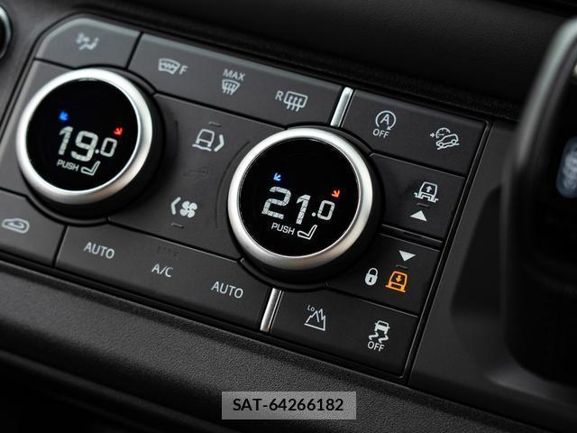 Land Rover DEFENDER 2024-01 8053566-3