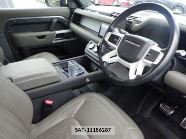 Land Rover DEFENDER 2021-05 8055018-2