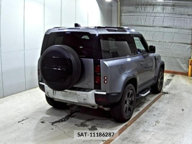 Land Rover DEFENDER 2021-05 8055018-4