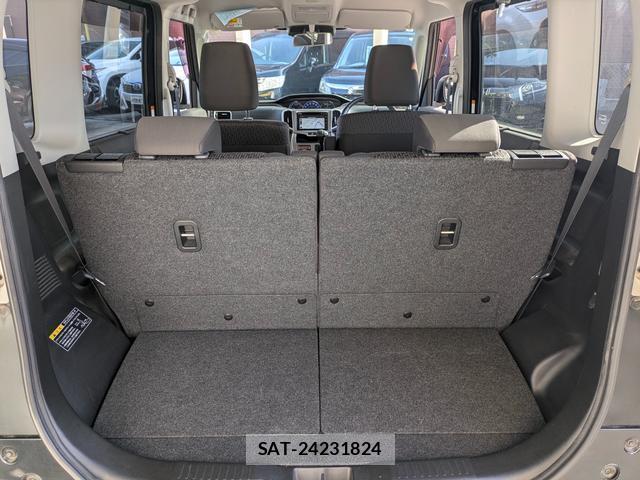 Mitsubishi DELICA 2017-08 8054338-15