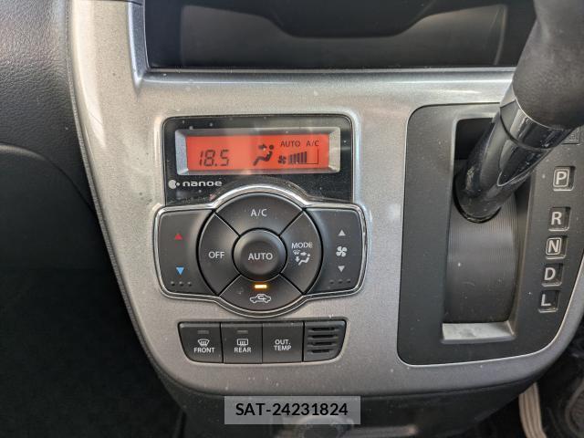Mitsubishi DELICA 2017-08 8054338-19