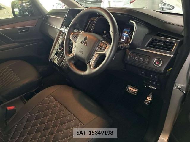 Mitsubishi DELICA 2024-12 8053332-7