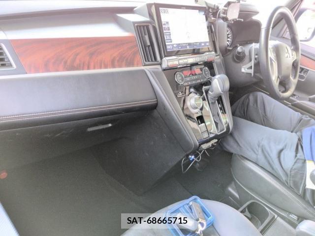 Mitsubishi DELICA 2023-07 8053377-2