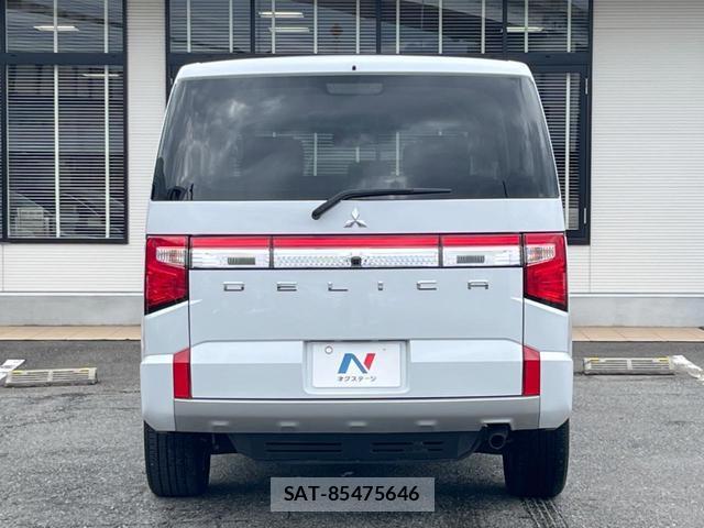 Mitsubishi DELICA 2025-04 8053818-17