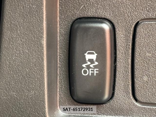 Mitsubishi DELICA 2014-01 8054149-10