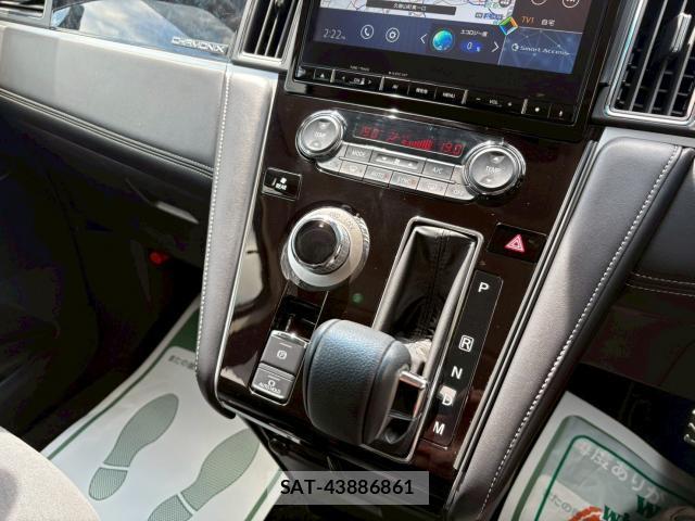 Mitsubishi DELICA 2024-02 8054336-15