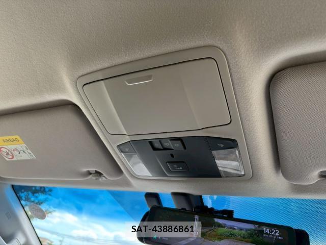 Mitsubishi DELICA 2024-02 8054336-16