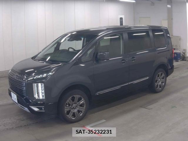 Mitsubishi DELICA 2022-10 8054781-3