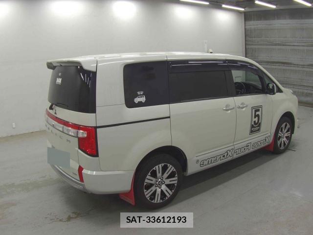 Mitsubishi DELICA 2020-10 8008535-4