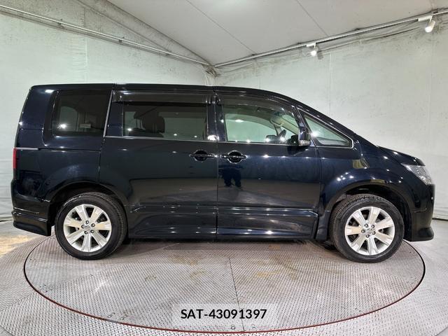 Mitsubishi DELICA 2007-08 8056284-12