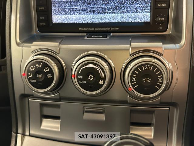 Mitsubishi DELICA 2007-08 8056284-3