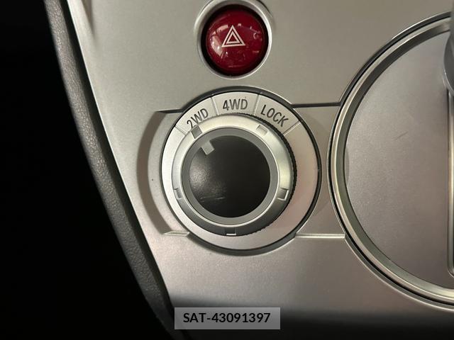 Mitsubishi DELICA 2007-08 8056284-6