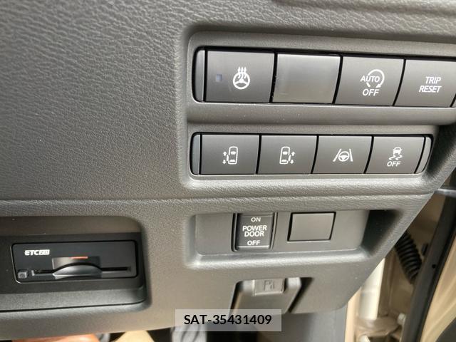 Mitsubishi DELICA MINI 2025-11 8054047-4