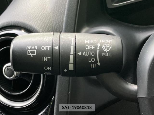 Mazda DEMIO 2019-04 8053524-16
