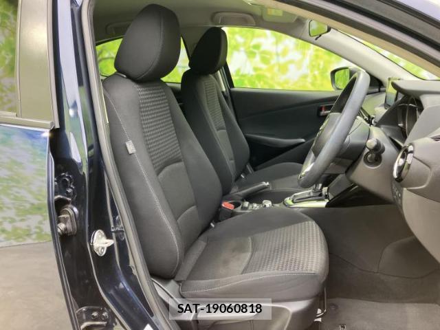 Mazda DEMIO 2019-04 8053524-3