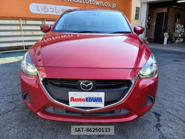 Mazda DEMIO 2017-06 8054154-6