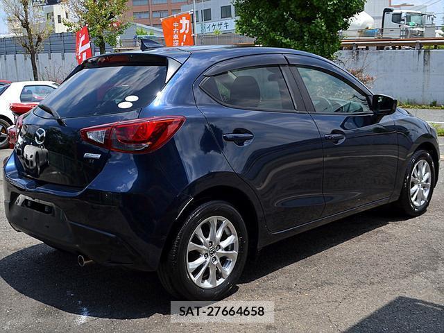 Mazda DEMIO 2016-03 8054296-1